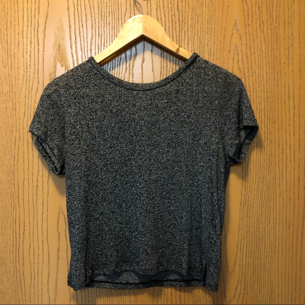 Soft and sexy AE knit crop top